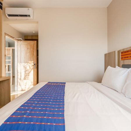 Dejavu 2.0 Hotel Bajo Komodo Лабуан-Баджо Екстер'єр фото