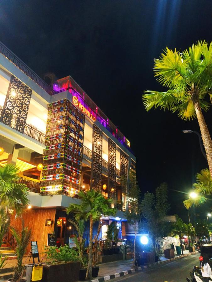 Dejavu 2.0 Hotel Bajo Komodo Лабуан-Баджо Екстер'єр фото